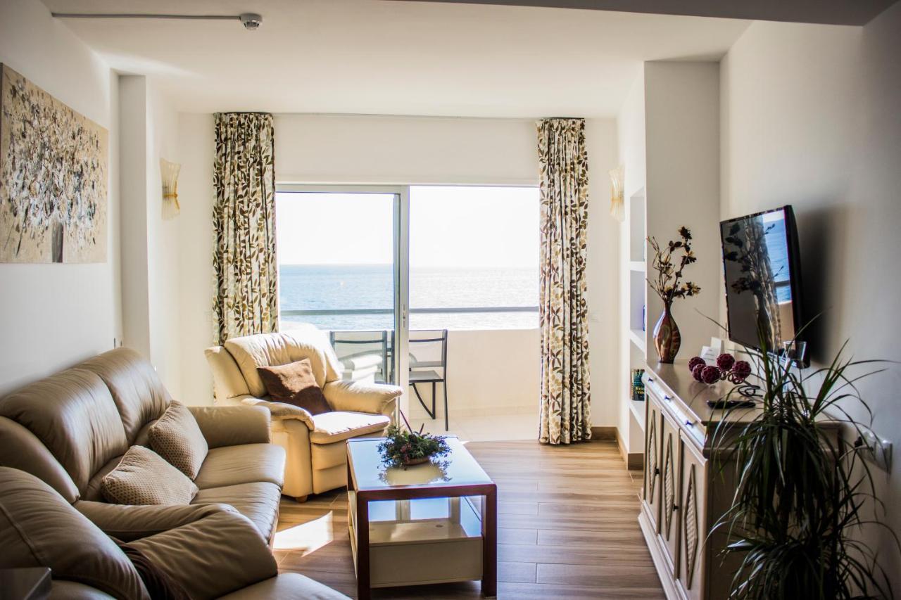 Beachfront Apartment In Fuengirola With Sea Views Luaran gambar